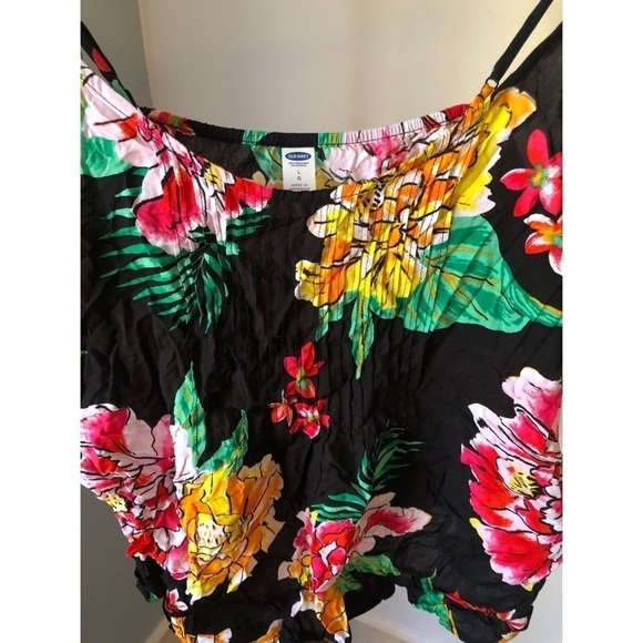 Old Navy Black Tank With Floral Print Size Large - Picture 2 of 3